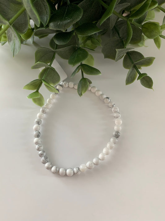 Howlite 4mm
